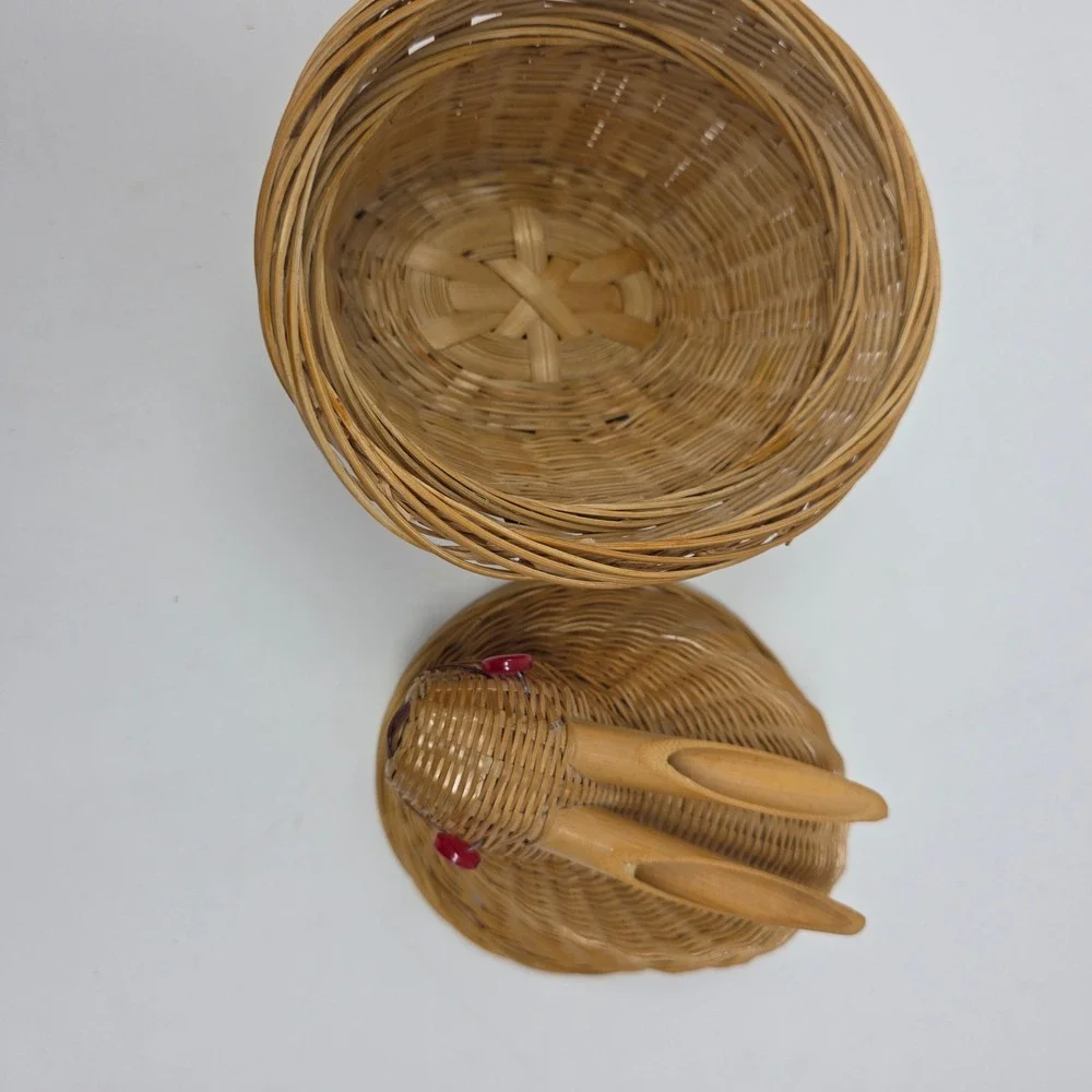 Unbranded Woven Bunny Rabbit Basket Natural Tan Red Eyes Bamboo Ears Decor